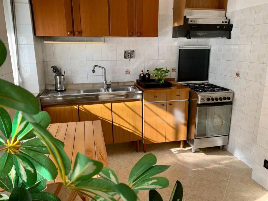 Appartamento Indipendente A Mirafiori Sud Turín Exterior foto