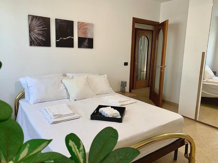 Appartamento Indipendente A Mirafiori Sud Turín Exterior foto